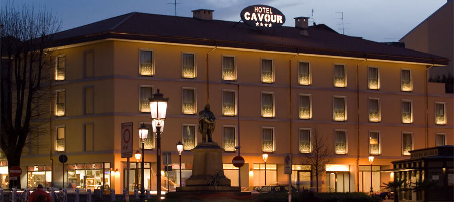 Hotel Cavour By Lvg Hotel Collection Novare Extérieur photo